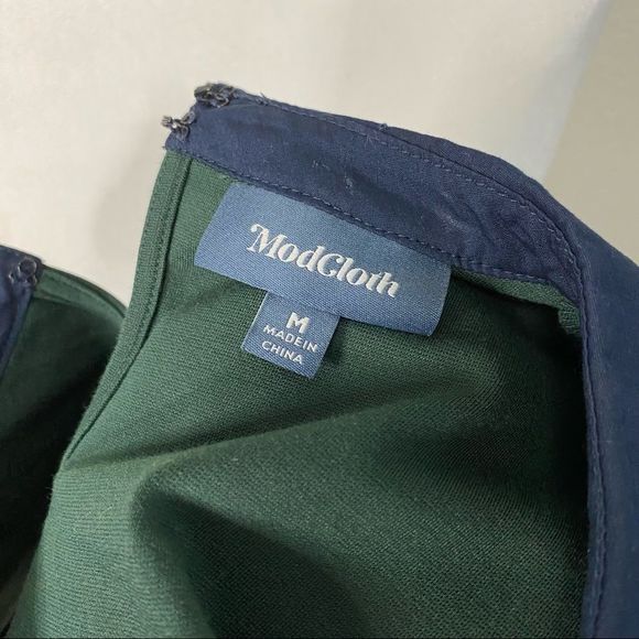 Modcloth Green All Polished Up Fit & Flare Peter Pan Collar Ponte Knit Dress M - Picture 8 of 8